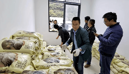 只要有爱，一切都会改变